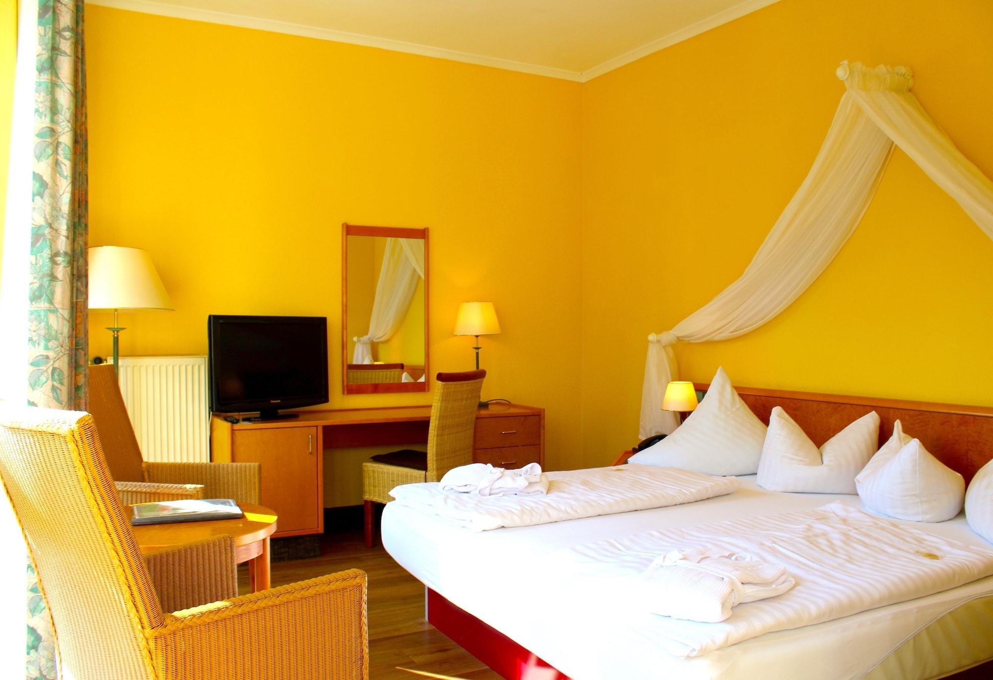 Park Hotel Fasanerie Neustrelitz Εξωτερικό φωτογραφία