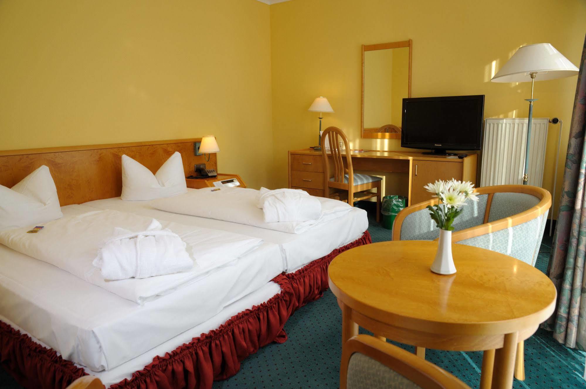 Park Hotel Fasanerie Neustrelitz Εξωτερικό φωτογραφία